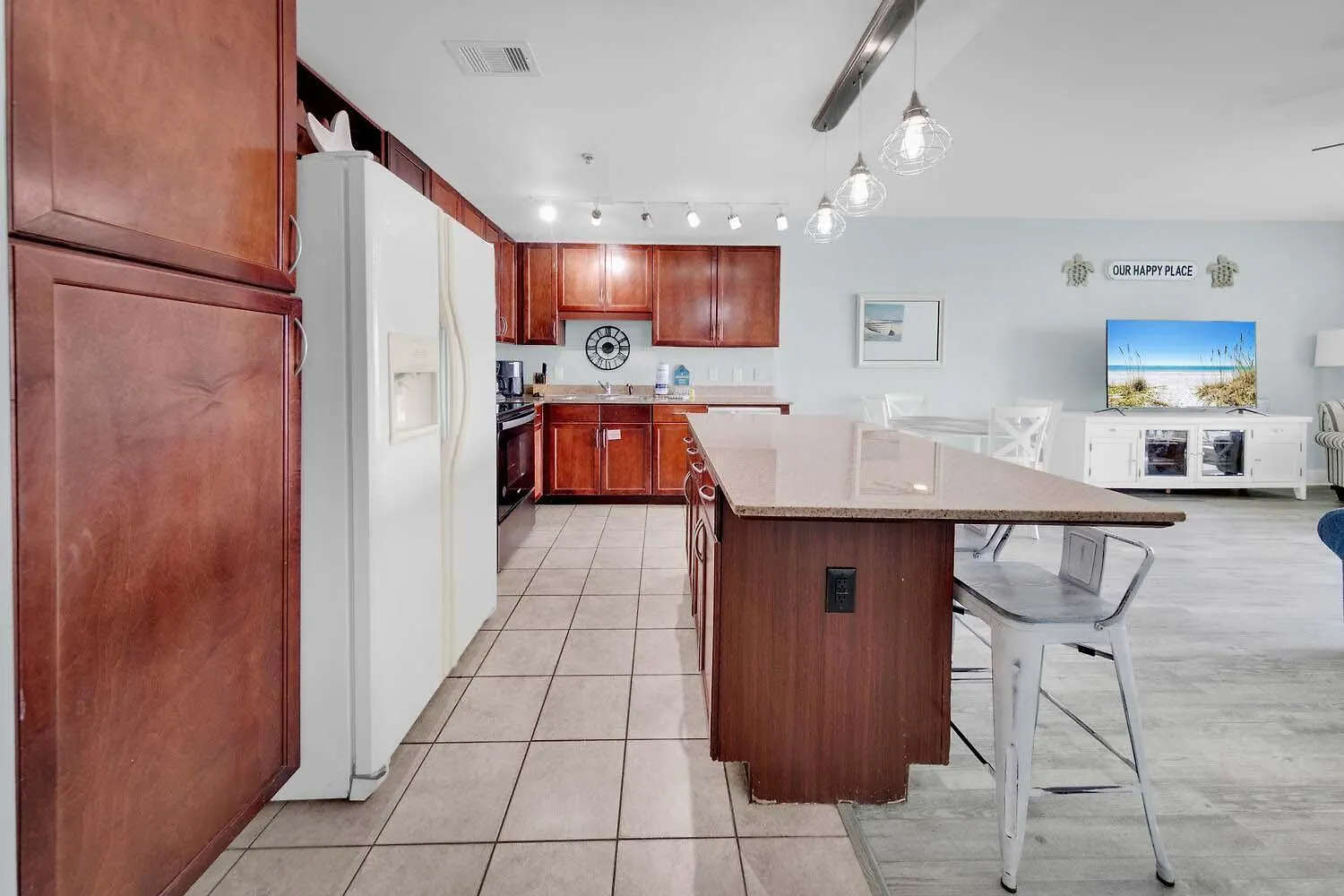 Laketown Wharf 1120 By Emerald Coast Retreats Panama City Beach