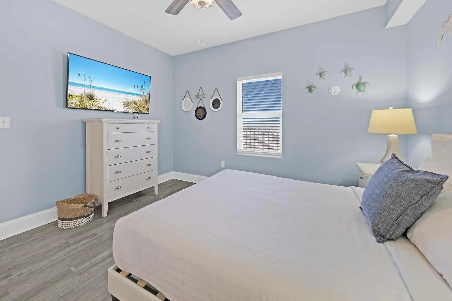 Laketown Wharf 1120 By Emerald Coast Retreats Panama City Beach